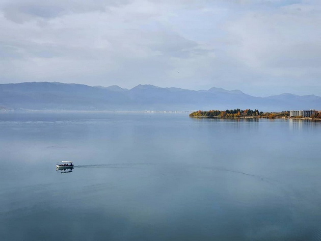 rusinka-so-impresii-od-makedonija-ohrid-e-magichen-grad-fotografiite-ne-ja-dolovuvaat-negovata-ubavina-17.jpg