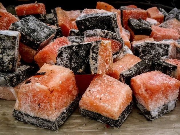 brakovite-se-dogovoreni-no-i-neophodni-za-prezhivuvanje-zabavni-fakti-za-inuitite-04.jpg