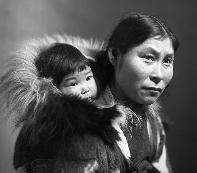brakovite-se-dogovoreni-no-i-neophodni-za-prezhivuvanje-zabavni-fakti-za-inuitite-08.jpg