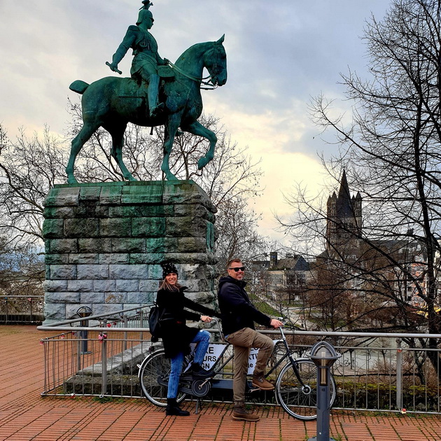 urban-lik-marjan-petkov-stomatolog-snouborder-vljubenik-vo-vespa-i-posveten-soprug-i-tatko-foto-21.jpg