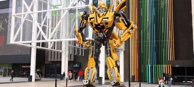 dzhinovski-roboti-od-vselenata-pristignaa-vo-east-gate-mall-05_400x180.jpg