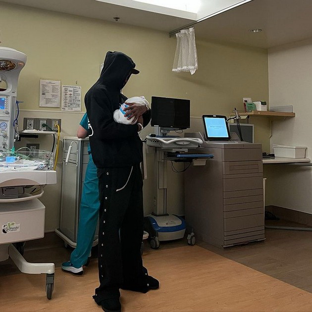 imam-postporodilna-depresija-sinot-povekje-ne-se-vika-volk-kajli-dzhener-spodeli-intimni-detali-od-bremenosta-vo-emotivno-video-11.jpg