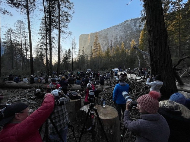 vodopad-shto-izgleda-kako-lava-redok-volsheben-fenomen-vo-nacionalniot-park-josemiti-vo-sad-foto-06.jpg