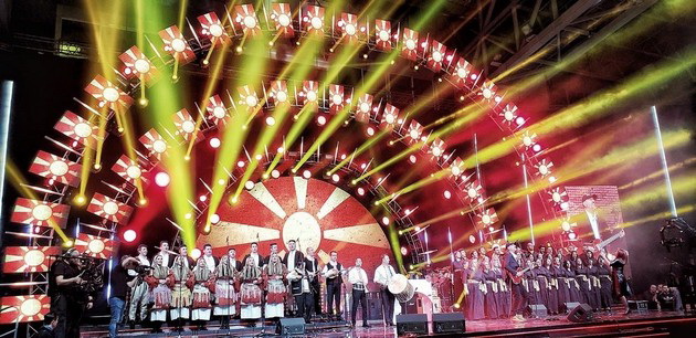 25-ta-zlatna-bubamara-na-popularnosta-pod-mototo-da-zhivneme-na-12-maj-vo-arena-boris-trajkovski-03.jpg