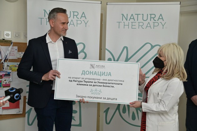 natura-terapi-donirashe-prenosliv-eho-aparat-za-ultrazvuchna-dijagnostika-na-klinikata-za-detski-bolesti-02.jpg