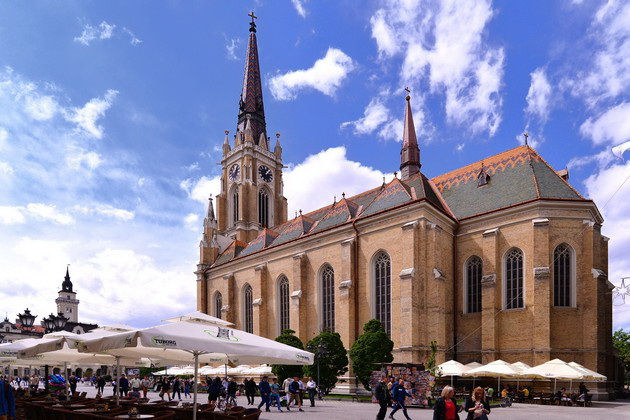 skrieni-bogatstva-sokachinja-i-spoj-na-kultura-i-umetnost-edinstvenata-ubavina-na-centarot-na-novi-sad-i-petrovaradinskata-tvrdina-05.jpg