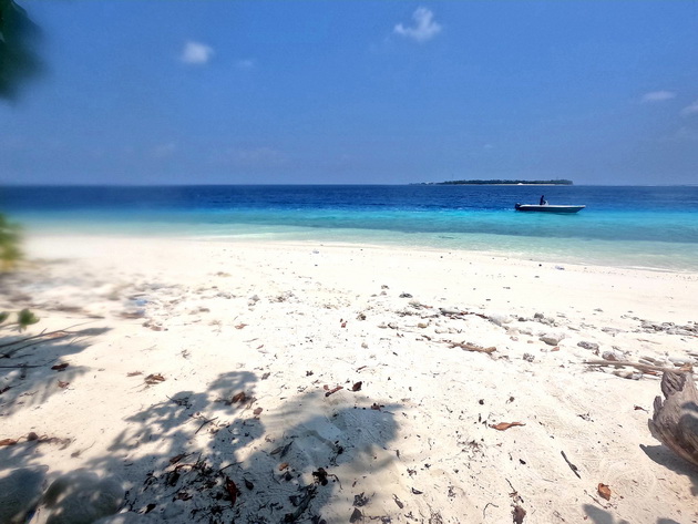 tamara-martinovska-zhiveam-vo-privaten-resort-so-5-na-maldivi-tropski-raj-e-no-i-rijaliti-shou-24.jpg