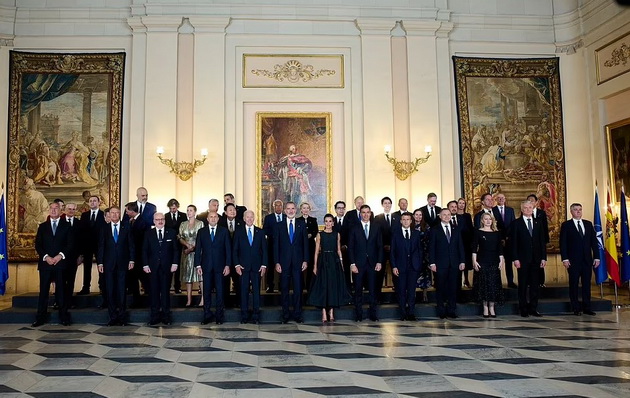 pretsedatelot-i-prvata-dama-na-makedonija-na-nastan-vo-madrid-so-kralicata-leticija-i-djastin-trudo-foto-004.jpg