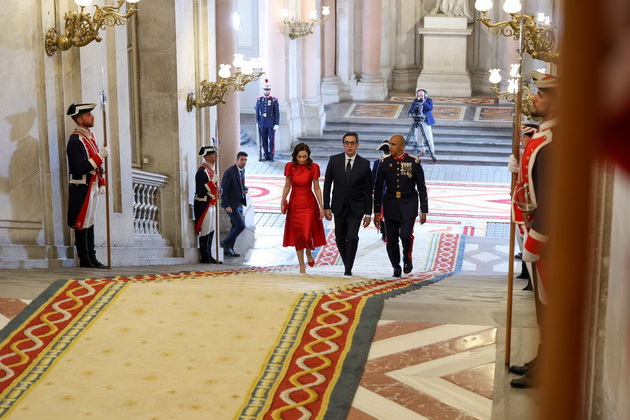 pretsedatelot-i-prvata-dama-na-makedonija-na-nastan-vo-madrid-so-kralicata-leticija-i-djastin-trudo-foto-03.jpg