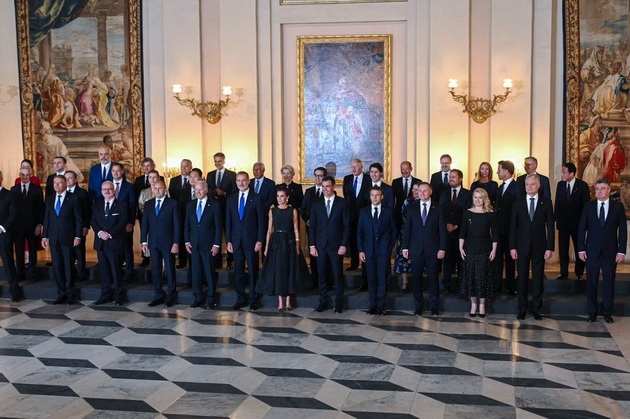 pretsedatelot-i-prvata-dama-na-makedonija-na-nastan-vo-madrid-so-kralicata-leticija-i-djastin-trudo-foto-04.jpg