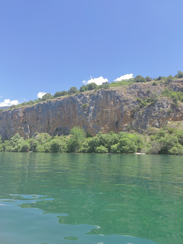 bev-so-ohrid-so-gliser-krstarev-po-krajbrezhjeto-javav-konji-go-posetiv-magichniot-manastir-zaum-besceneto-iskustvo-29.jpg