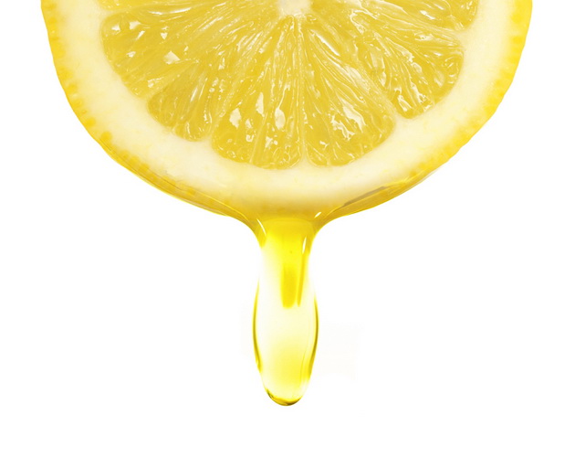 7-benefiti-od-koristenje-vitamin-c-vo-rutinata-za-lice-so-koi-proizvodi-da-pochnete-03_1.jpg