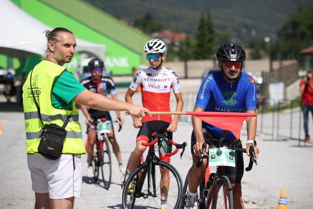 vo-mavrovo-vo-organizacija-na-halkbank-se-odrzha-tradicionalnata-velosipedska-trka-halk-velo-green-02.jpg