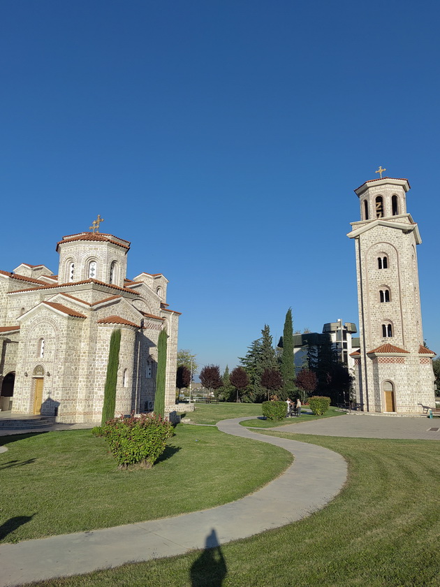 bev-vo-kavadarci-me-precheka-sovrshen-park-chist-grad-lugje-so-najtopli-nasmevki-i-najubavi-prikazni-14.jpg