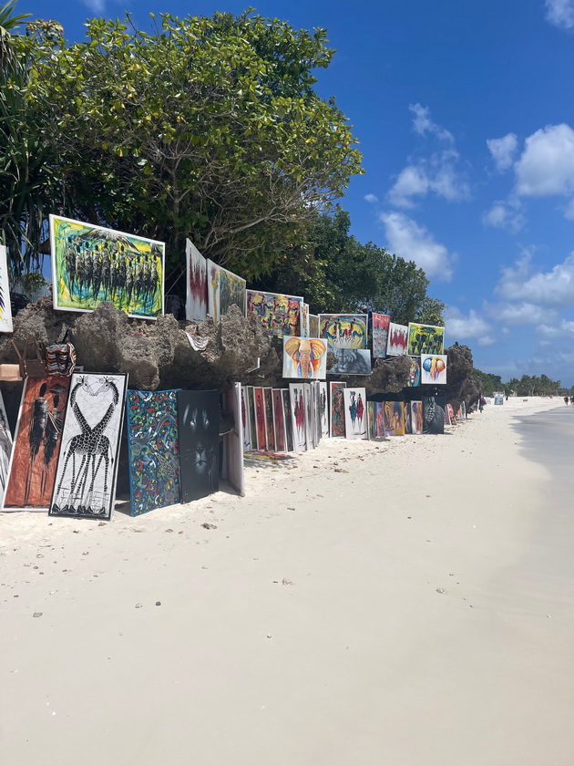 mila-gruevska-zanzibar-e-od-kallivi-patishta-do-bel-pesok-i-tirkizno-more-egzotika-koja-nikogo-ne-ostava-ramnodushen-14.jpg