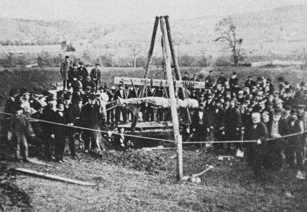 video-od-autopsija-na-vonzemjanin-fotografii-od-samovili-najgolemite-izmami-na-koi-nasednala-javnosta-14.jpg