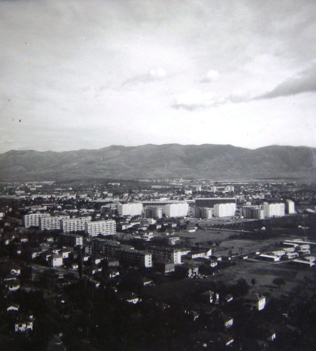 Staro-skopje-madzir-maalo-najelitna-naselba-debar-maalo-srceto-na-starite-skopjani-imeto-na-opstina-chair-oznacuva-livada-vo-crnice-imalo-grobista-05.jpg