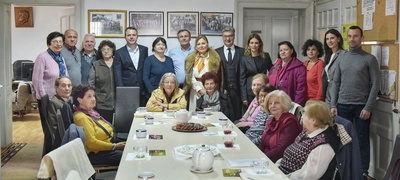 kampanjata-da-gi-slushenem-i-gushneme-kolku-shto-e-vazhna-za-vozrasnite-tolku-e-vazhna-i-za-onie-po-niv-povekje.jpg