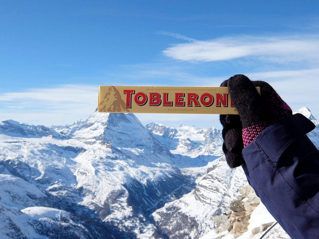 viralna-debata-dali-gledate-neshto-povekje-vo-logoto-na-toblerone-osven-planina-2.jpg