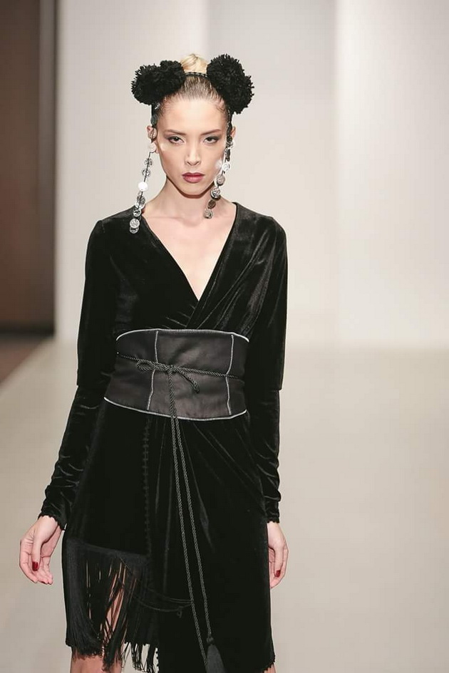 ana-ezhova-model-najteshki-angazhmani-mi-bea-so-nurkanje-i-vo-kamenolom-na-43-c-vo-makedonija-se-zarabotuva-od-moda-31.jpg