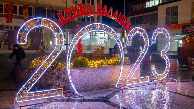 kako-vo-bajkite-pozitivni-komentari-na-lugjeto-za-kriva-palanka-najdobro-novogodishno-ukraseniot-grad-kaj-nas-godinava-foto-03.jpg