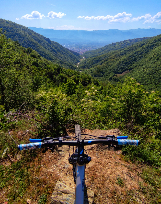 nebojsha niklevski planinskiot velosipedizam sam po sebe si e nova avantura a planinskite sela so otvoren pogled mi se omileni 3