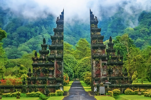 vlastite-vo-indonezija-zabranija-vonbrachen-seks-duri-i-za-turisti-koi-drugi-chudni-zabrani-vazhat-vo-zemjata-03.jpg