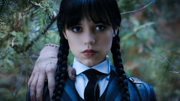 10-prichini-zoshto-wednesday-addams-stana-fenomen-i-ja-obozhavame-07.jpg