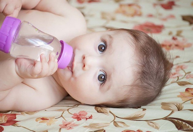 6-raboti-na-koi-treba-da-obrnete-vnimanie-ako-prvpat-patuvate-so-bebe-04.jpg