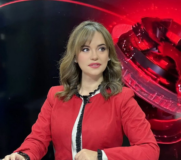 kukla-od-realnosta-elena-e-edno-od-najubavite-tv-lica-vo-makedonija-foto-11.jpg