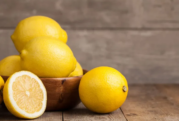 nanesuvanje-limon-i-kromid-i-ushte-nekolku-soveti-za-zdrava-kosa-0202.PNG