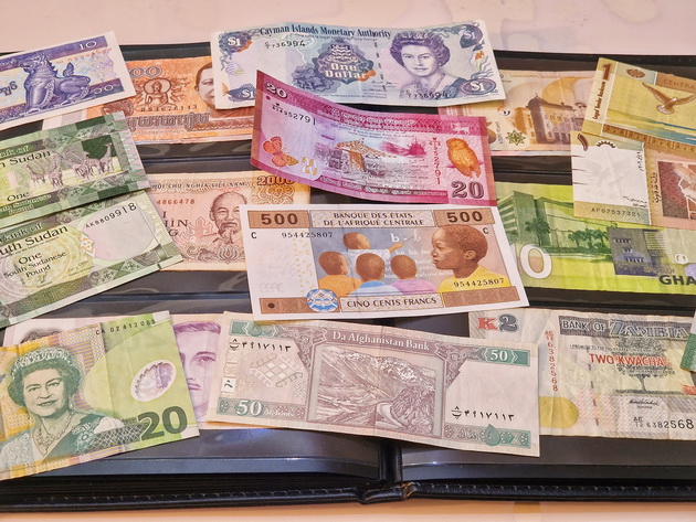 spase-manev-kolekcioner-na-vazhechki-banknoti-sakam-da-ja-najdam-banknotata-od-severna-koreja-retko-koj-sobira-vazhechki-banknoti-06.jpeg