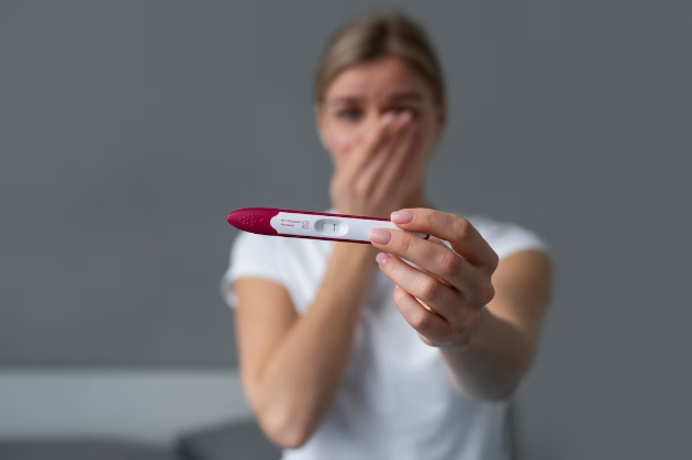 biohemiskata-bremenost-mozhe-da-trae-i-do-5-nedeli-se-otkriva-so-test-postoi-li-mozhnost-da-se-razlikuva-od-obichna-menstruacija-02.jpg