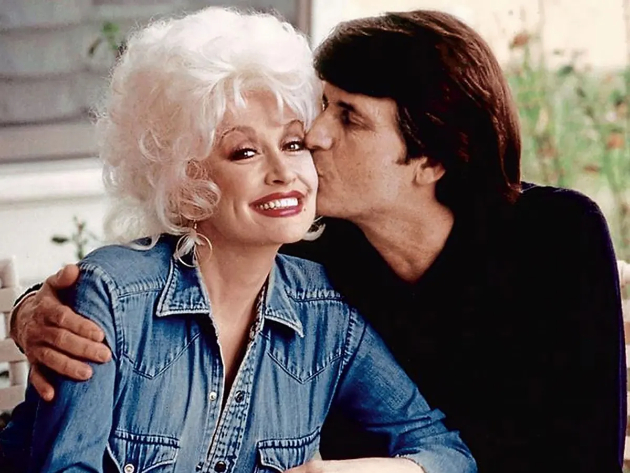 go-kriela-soprugot-za-da-stane-slavna-i-ushte-7-fakti-za-kumata-na-majli-sajrus-doli-parton-24.jpg