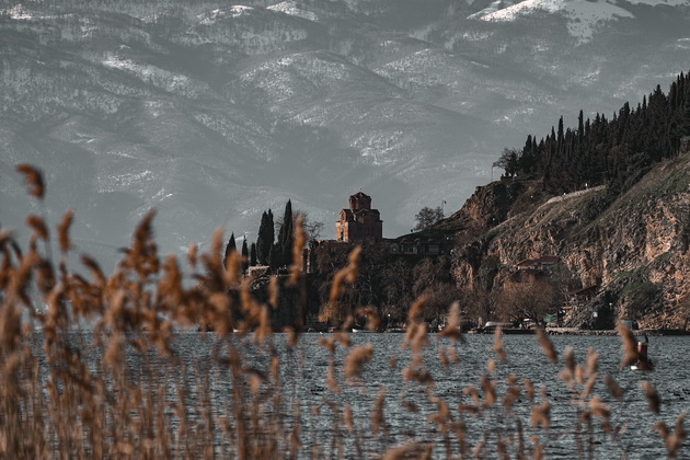 martin-strezoski-fotograf-ohrid-e-lesen-za-fotografiranje-no-skopje-e-delikaten-so-raskopani-ulici-kabli-i-gradilishta-17.jpg