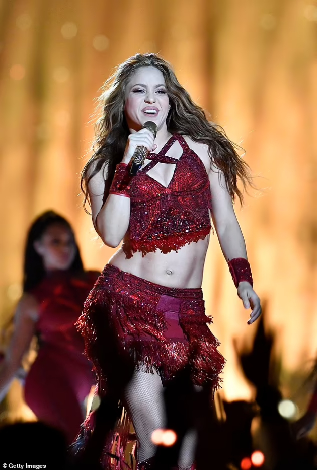 shakira-za-prvpat-iskreno-za-razdelbata-so-pike-moram-da-bidam-silna-za-sinovite-sfativ-deka-ne-sum-bila-vljubena-05.jpg