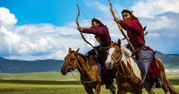 festival-posveten-na-lov-na-orli-sladoledot-e-tradicionalen-zimski-desert-10-dokazi-deka-mongolija-e-unikatna-zemja-02.jpg