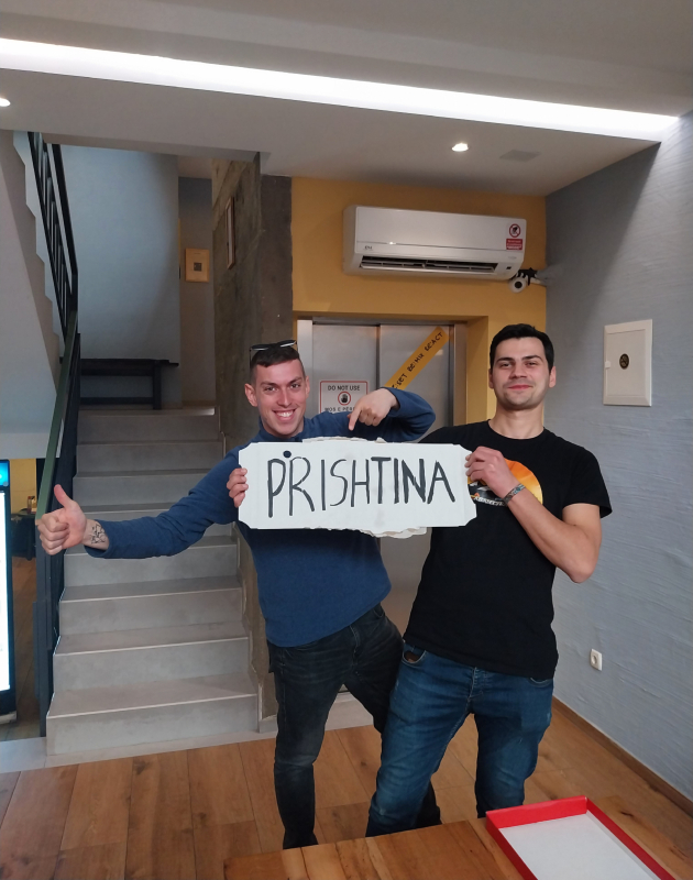 stefan patuvanje so avtostop ni e golem predizvik a vo makedonija sakame da kampuvame na mesta so nedoprena priroda i bujna vegetacija 6