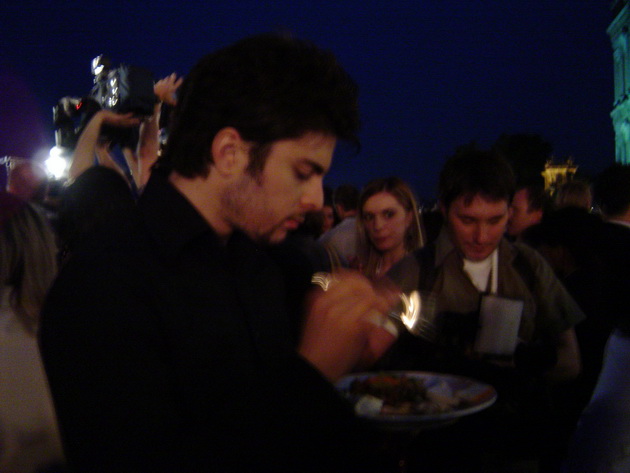toshe-mi-peeshe-happy-birthday-srede-istanbul-na-evrovizija-2004-nikogash-nema-da-go-zaboravam-ovoj-rodenden-07.jpg
