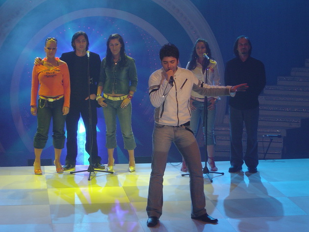 toshe-mi-peeshe-happy-birthday-srede-istanbul-na-evrovizija-2004-nikogash-nema-da-go-zaboravam-ovoj-rodenden-09.jpg