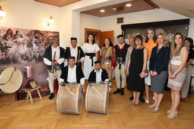 galicka-svadba-2023-sest-decenisko-svedostvo-za-avtenticnata-tradicija-kultura-i-trajnite-vrednosti-03.JPG