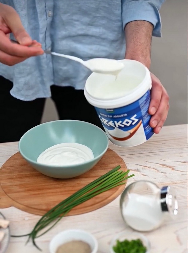 grckiot-jogurt-sovrsen-za-sekoja-kombinacija-tri-letni-brzi-obroci-so-grekos-01.jpeg