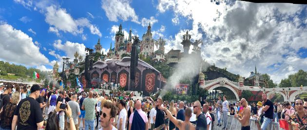 tanja-za-tommorowland-nastap-za-pametenje-na-popularni-didjei-na-zajdisonce-30.jpg