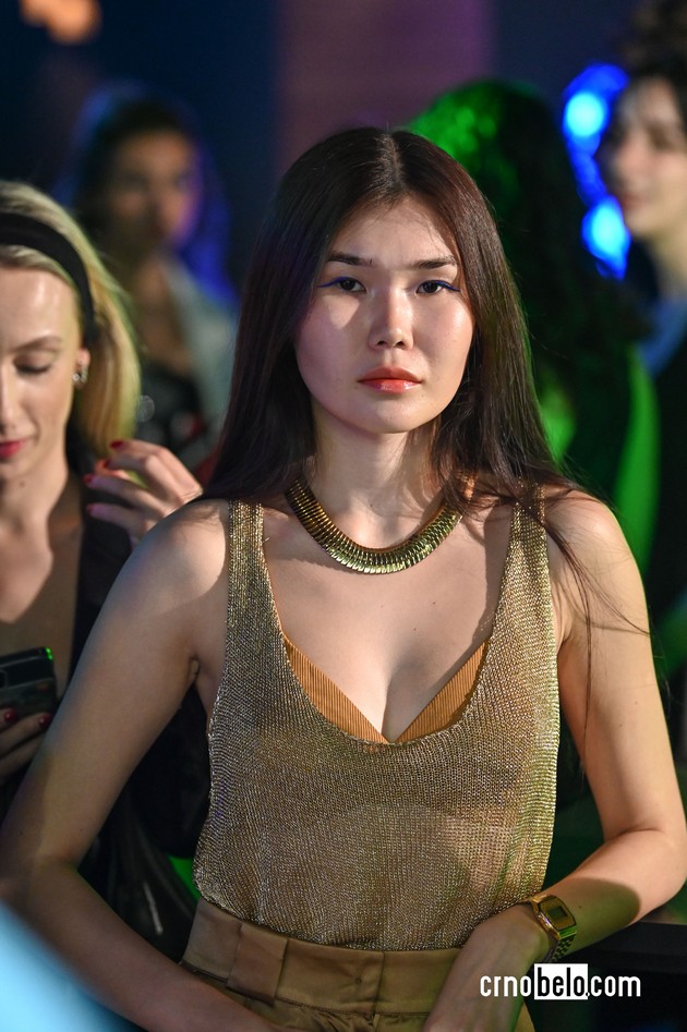 atmosferata-megju-posetitelite-na-vtorata-vecher-na-skopski-moden-festival-2023-foto-14.jpg