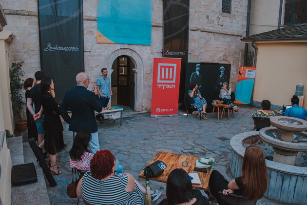 kc-magaza-vo-bitola-gi-otvori-vratite-za-programata-na-kino-pa-olabaj-so-manaki-off-05.jpg