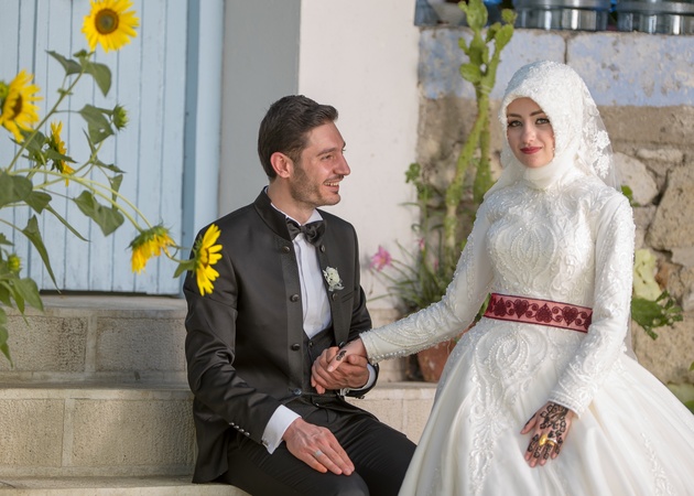 mukades-islam-mominskata-vecer-e-emotivna-a-vo-kafeto-na-mladozenecot-se-stava-sol-06_copy.jpg