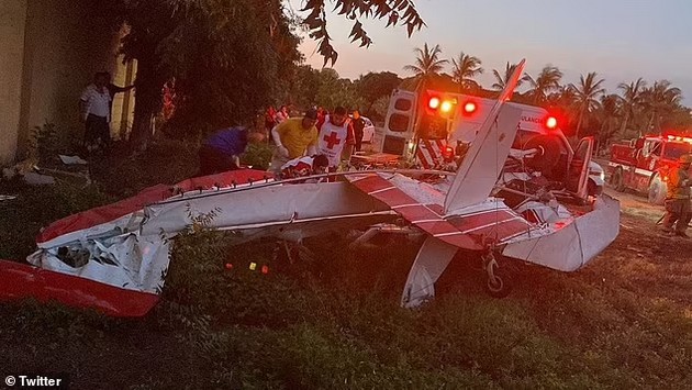 proslava-za-otkrivanje-na-polot-so-tragichen-kraj-mal-avion-koj-trebalo-da-pushti-rozova-ili-sina-boja-se-srushil-pilotot-zaginal-video-02.jpg