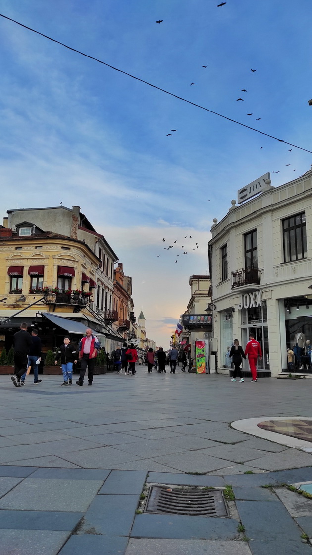 viktor-apostolovski-za-rodniot-grad-bitola-ima-ogromna-dusha-toa-sekogash-me-vleche-doma-07.jpg
