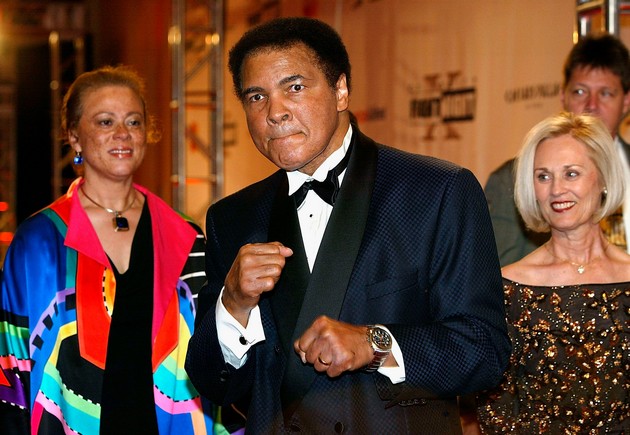 dobil-vonbrachno-dete-so-16-godishna-devojka-bil-zavisnik-od-seks-burniot-ljuboven-zhivot-na-muhamed-ali-13.jpg