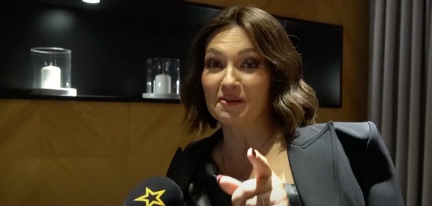 nina-badrikj-moli-za-pomosh-pobarajte-go-kianu-rivs-i-kazhete-mu-deka-sme-srodni-dushi-02.jpg